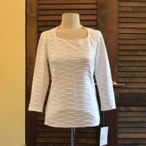 3/4 Sleeve Textured White Sheer Sleeved Top Xs